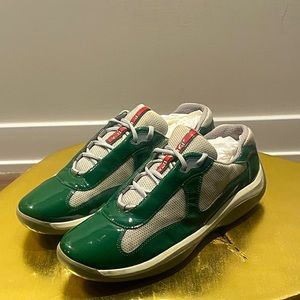 100% authentic Prada sneakers size 9Uk/10US